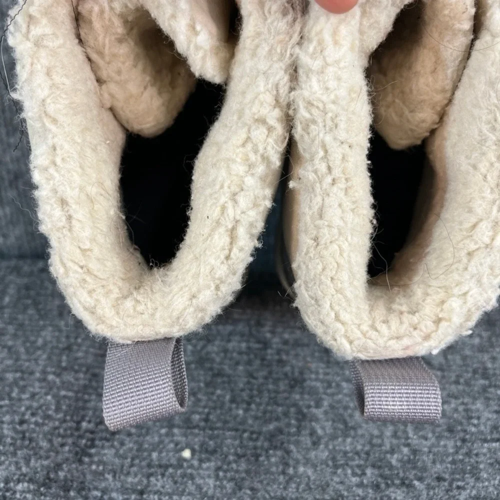 The North Face Larimer Mid Waterproof Boots Cream Tan Faux Fur Lined Women 10